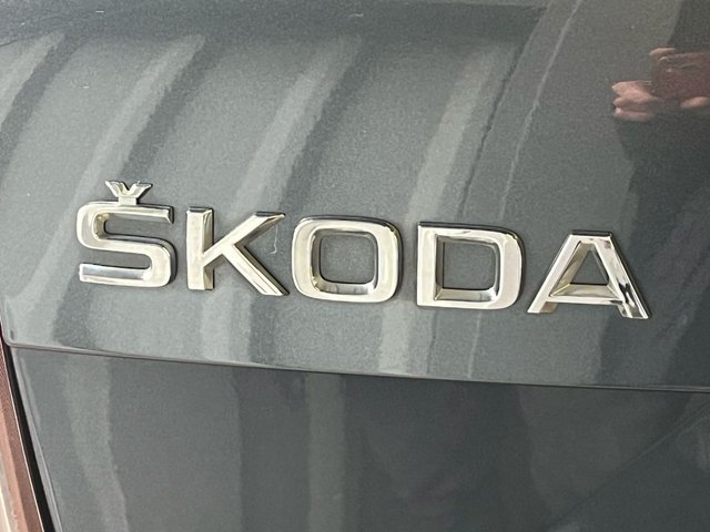 2017 SKODA OCTAVIA 1.6 TDI SE Sport Estate 5dr Diesel DSG Euro 6 (s/s) (110 ps) - Photo 10