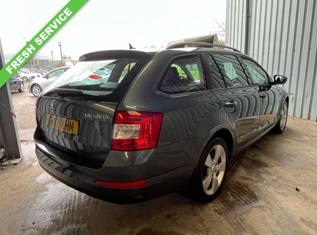 2017 SKODA OCTAVIA 1.6 TDI SE Sport Estate 5dr Diesel DSG Euro 6 (s/s) (110 ps) - Photo 3
