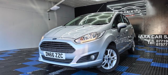 2016 FORD FIESTA - Photo 2