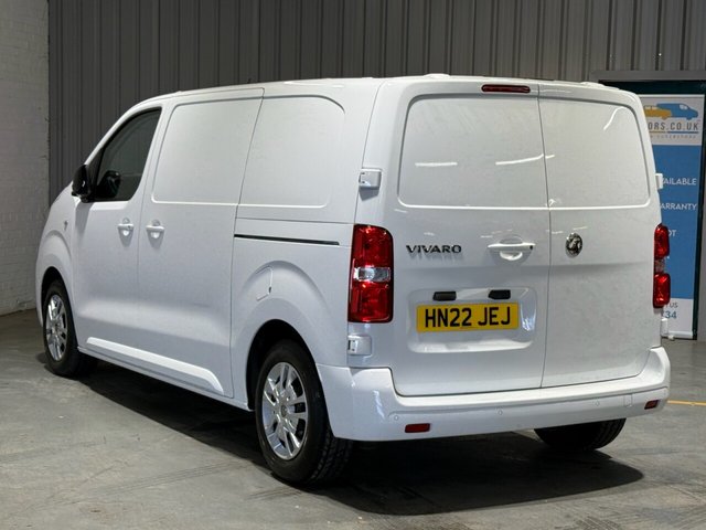 2022 VAUXHALL VIVARO - Photo 2
