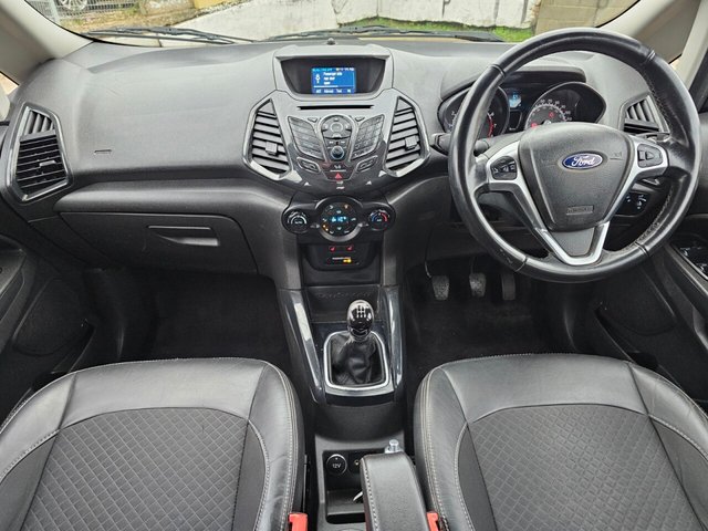 2015 Ford Ecosport 1L Titanium 5dr - Photo 3