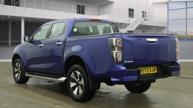 2022 ISUZU D-MAX - Photo 3
