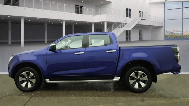2022 ISUZU D-MAX - Photo 6