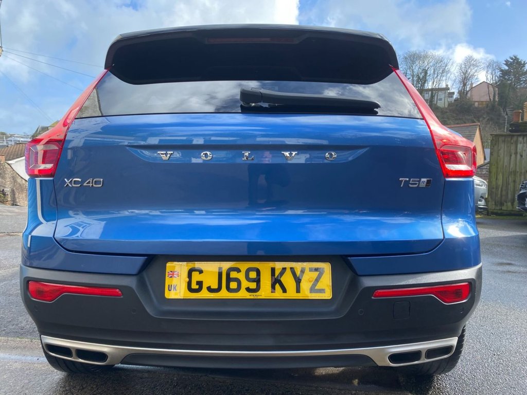 USED 2019 69 VOLVO XC40 2.0 T5 R-Design Pro SUV 5dr Petrol Auto AWD Euro 6 (s/s) (247 ps) TOP SPECIFICATION R DESIGN PRO XC40