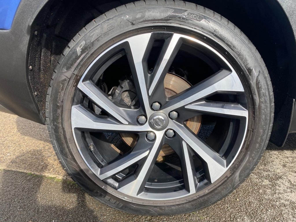 USED 2019 69 VOLVO XC40 2.0 T5 R-Design Pro SUV 5dr Petrol Auto AWD Euro 6 (s/s) (247 ps) TOP SPECIFICATION R DESIGN PRO XC40