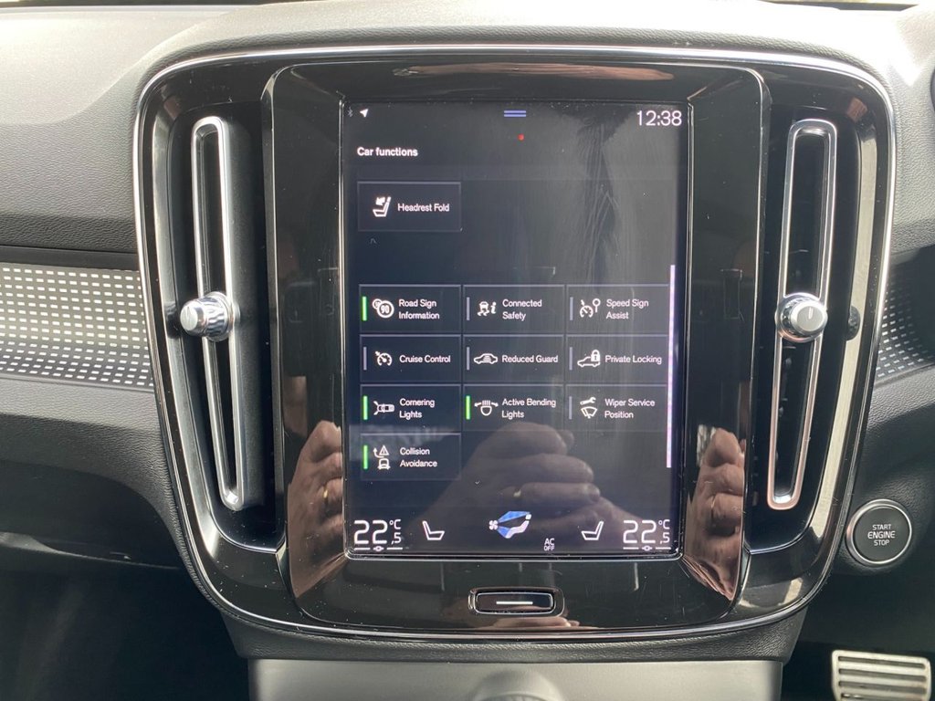 USED 2019 69 VOLVO XC40 2.0 T5 R-Design Pro SUV 5dr Petrol Auto AWD Euro 6 (s/s) (247 ps) TOP SPECIFICATION R DESIGN PRO XC40