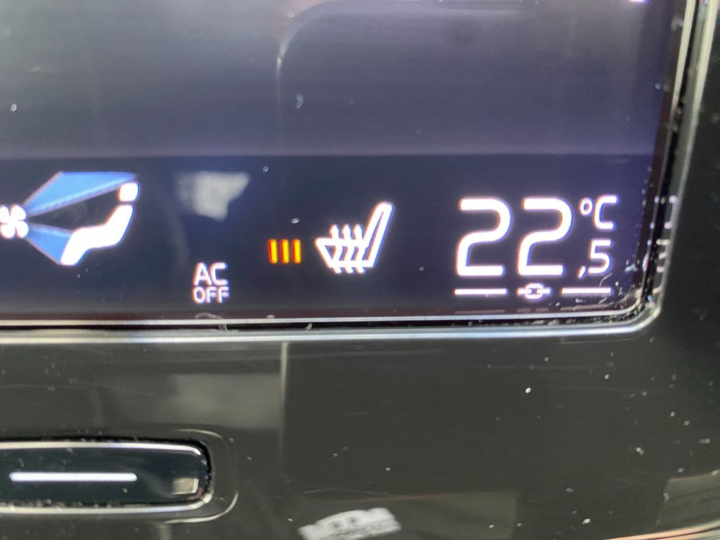 USED 2019 69 VOLVO XC40 2.0 T5 R-Design Pro SUV 5dr Petrol Auto AWD Euro 6 (s/s) (247 ps) TOP SPECIFICATION R DESIGN PRO XC40