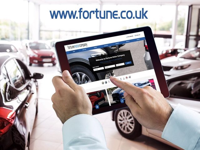 2011 AUDI A1 - Photo 3