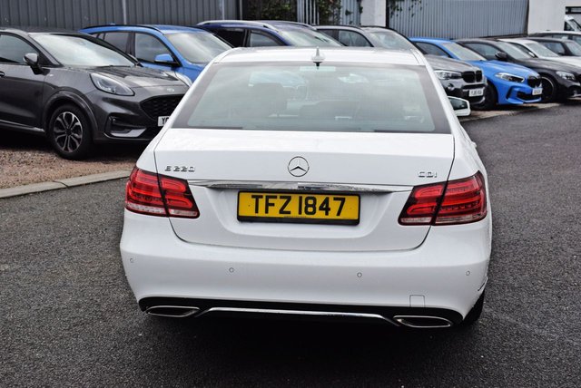 2014 MERCEDES-BENZ E-CLASS 2.1 E220 CDI SE Saloon 4dr Diesel G-Tronic+ Euro 5 (s/s) (170 ps) - Photo 6
