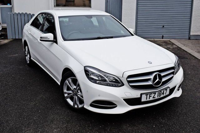 2014 MERCEDES-BENZ E-CLASS 2.1 E220 CDI SE Saloon 4dr Diesel G-Tronic+ Euro 5 (s/s) (170 ps) - Photo 11