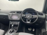 USED 2017 17 VOLKSWAGEN TIGUAN 2.0 TDI BlueMotion Tech R-Line SUV 5dr Diesel DSG 4Motion Euro 6 (s/s) (150 ps) FULL SERVICE HISTORY + PANORAMIC GLASS SUNROOF
