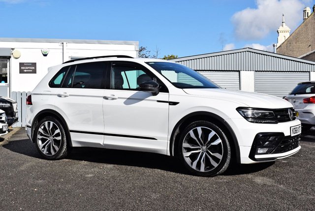 2019 VOLKSWAGEN TIGUAN 2.0 TDI R-Line SUV 5dr Diesel DSG 4Motion Euro 6 (s/s) (190 ps) - Photo 3