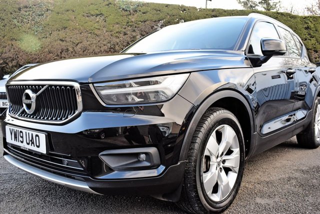 2019 VOLVO XC40 2.0 D3 Momentum Pro SUV 5dr Diesel Auto Euro 6 (s/s) (150 ps) - Photo 8