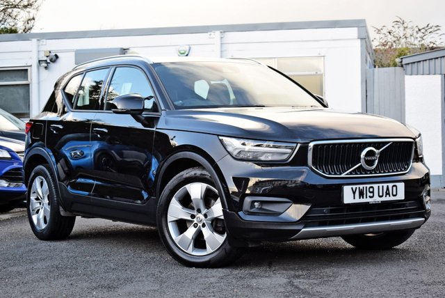 2019 VOLVO XC40 2.0 D3 Momentum Pro SUV 5dr Diesel Auto Euro 6 (s/s) (150 ps)