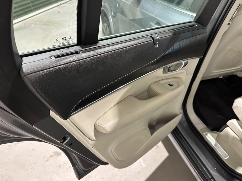 USED 2020 20 VOLVO XC90 2.0h T8 Twin Engine Recharge 11.6kWh Inscription SUV 5dr Petrol Plug-in Hybrid Auto 4WD Euro 6 (s/s) (390 ps) 