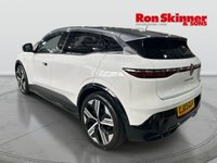 USED 2023 23 RENAULT MEGANE E-TECH 60kWh iconic Hatchback 5dr Electric Auto (optimum charge) (220 ps) 