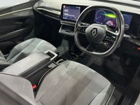 USED 2023 23 RENAULT MEGANE E-TECH 60kWh iconic Hatchback 5dr Electric Auto (optimum charge) (220 ps) 