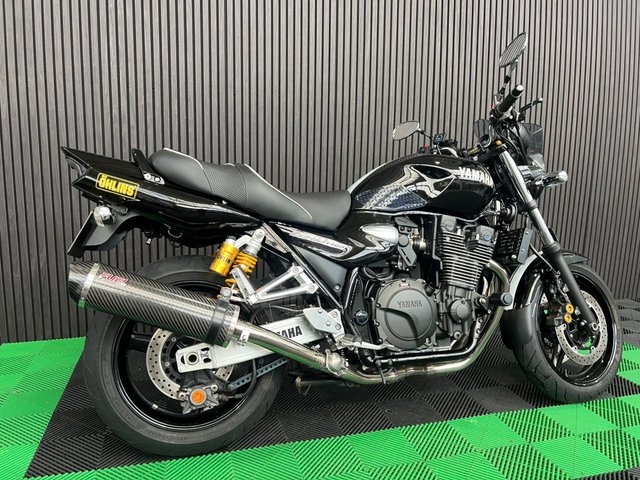 View our YAMAHA XJR1300