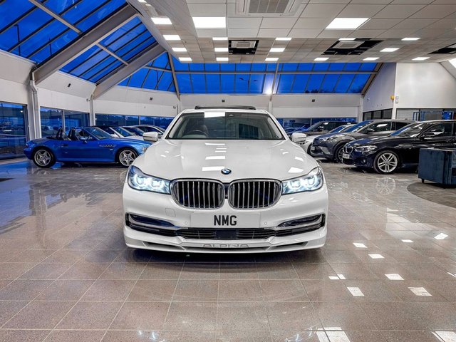 2016 BMW 7 Series 3L null 4dr - Photo 9