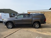 USED 2020 70 TOYOTA HILUX 2.4 D-4D Invincible Pickup Double Cab 4dr Diesel Auto 4WD Euro 6 (s/s) (TSS) (150 ps) 1 owner from new F.S.H
