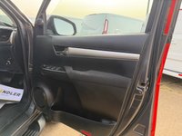 USED 2020 70 TOYOTA HILUX 2.4 D-4D Invincible Pickup Double Cab 4dr Diesel Auto 4WD Euro 6 (s/s) (TSS) (150 ps) 1 owner from new F.S.H