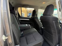 USED 2020 70 TOYOTA HILUX 2.4 D-4D Invincible Pickup Double Cab 4dr Diesel Auto 4WD Euro 6 (s/s) (TSS) (150 ps) 1 owner from new F.S.H