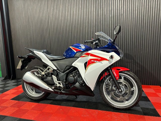 View our HONDA CBR250R