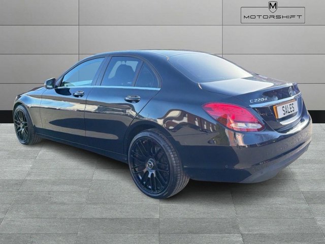 2017 Mercedes-Benz C-CLASS - Photo 9