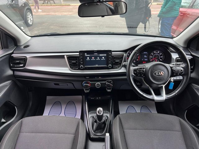 2018 Kia Rio - Photo 3