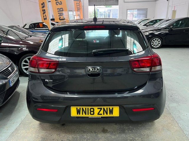 2018 Kia Rio - Photo 8