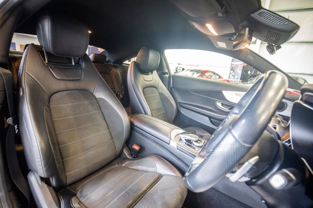 2018 Mercedes-Benz C-Class 2L Amg Line 2dr - Photo 3