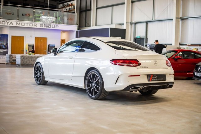 2018 Mercedes-Benz C-Class 2L Amg Line 2dr - Photo 4