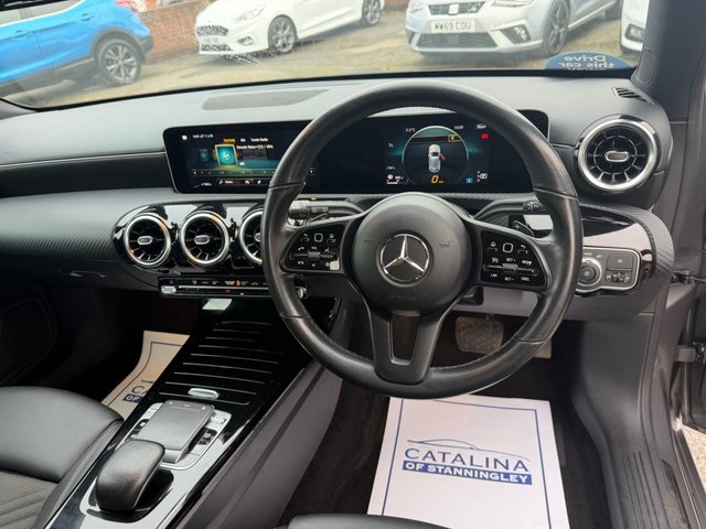 2019 Mercedes-Benz A-Class 1.5L Se 5dr - Photo 4