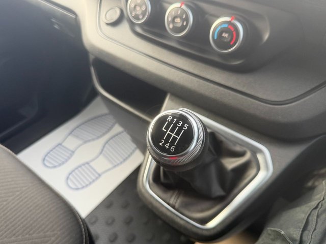 2023 RENAULT TRAFIC - Photo 12
