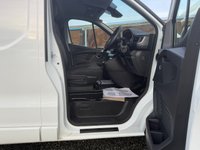 USED 2024 73 RENAULT TRAFIC 2.0 dCi Blue LL30 Extra Panel Van 5dr Diesel Manual L2 H1 Euro 6 (s/s) (130 ps) LOW MILES / 6 MONTHS WARRANTY