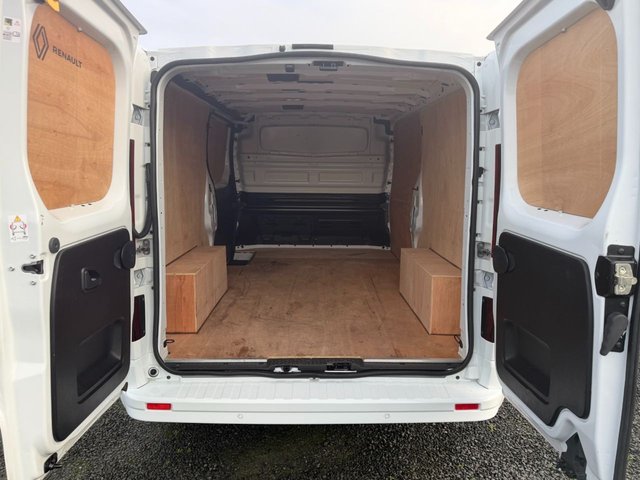 2024 RENAULT TRAFIC - Photo 8