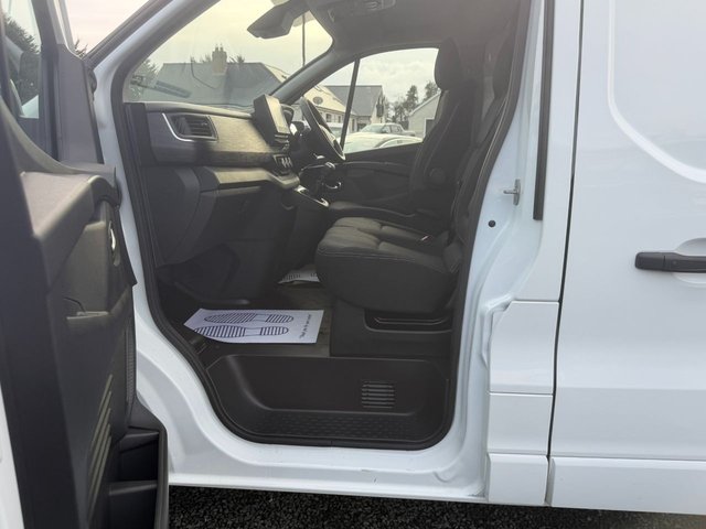 2024 RENAULT TRAFIC - Photo 9