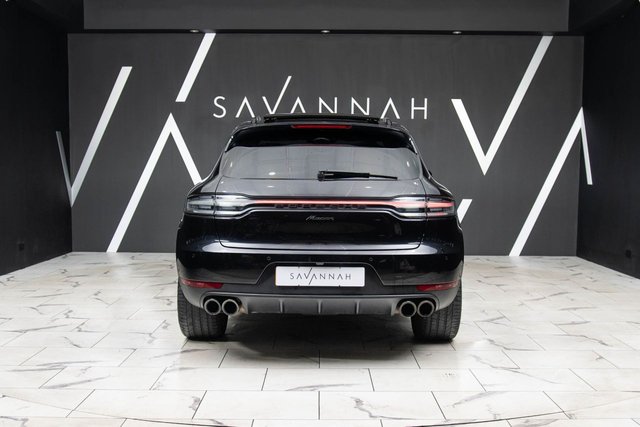 2021 PORSCHE MACAN - Photo 11