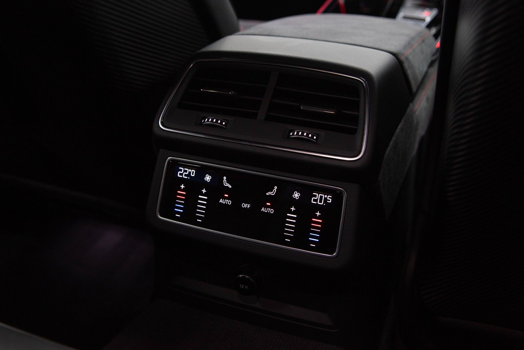 USED 2025 25 AUDI RS6 AVANT 4.0 TFSI V8 GT Tiptronic quattro  