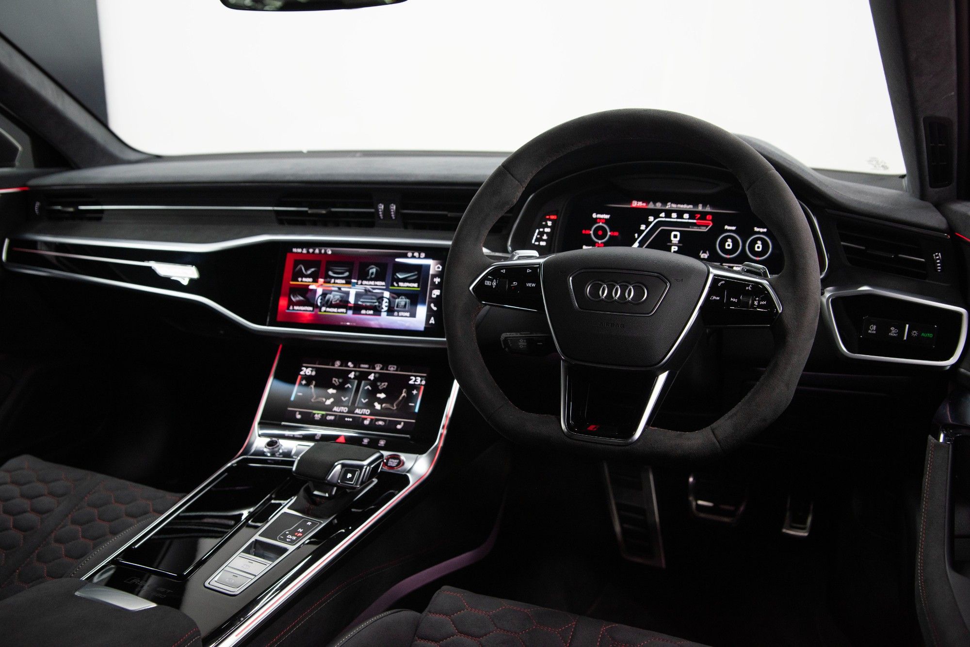 USED 2025 25 AUDI RS6 AVANT 4.0 TFSI V8 GT Tiptronic quattro  
