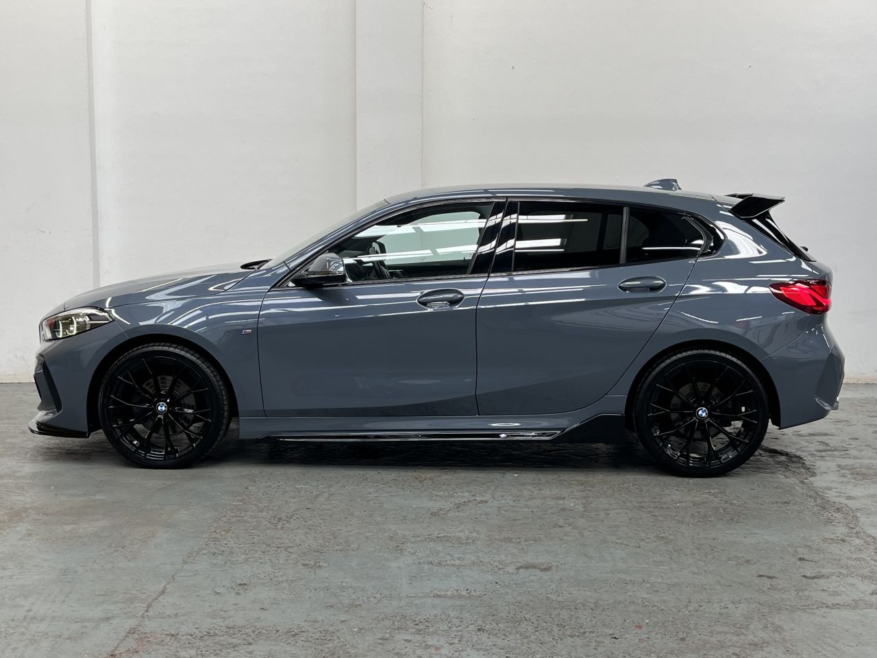 2022 BMW 1 SERIES 1.5 116d M Sport (LCP) Hatchback 5dr Diesel Manual Euro 6 (s/s) (116 ps) 1 - vehicle photo 5 for sale on PureCar