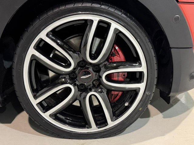 2017 MINI CLUBMAN 2017 2.0 John Cooper Works Estate 6dr Petrol Auto ALL4 Euro 6 (s/s) (231 ps) - Photo 8