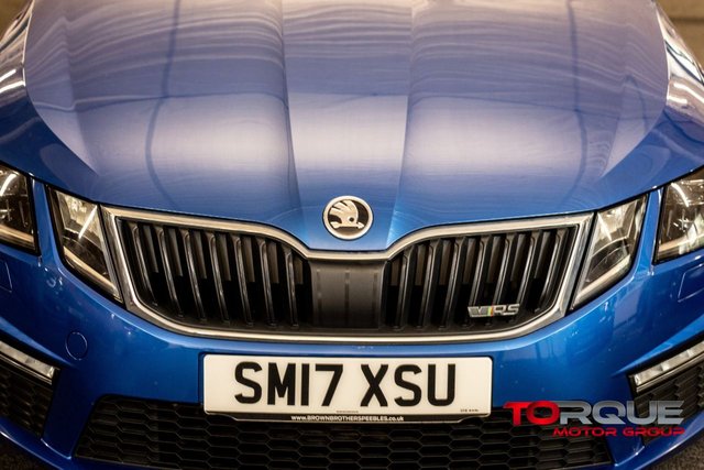 2017 SKODA OCTAVIA 2.0 TDI vRS Estate 5dr Diesel Manual Euro 6 (s/s) (184 ps) - Photo 4