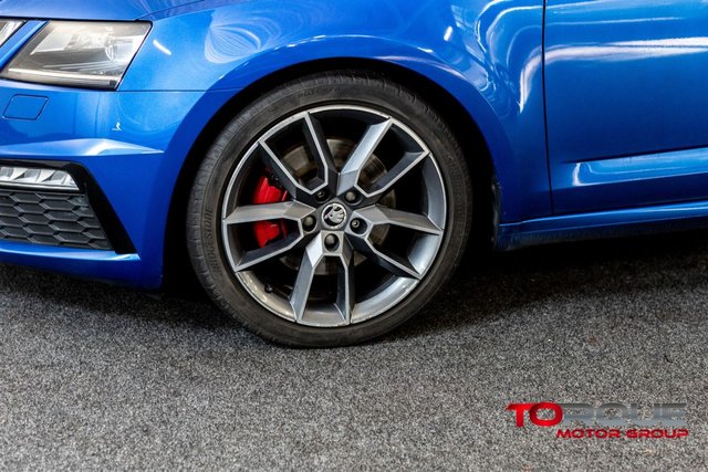 2017 SKODA OCTAVIA 2.0 TDI vRS Estate 5dr Diesel Manual Euro 6 (s/s) (184 ps) - Photo 6