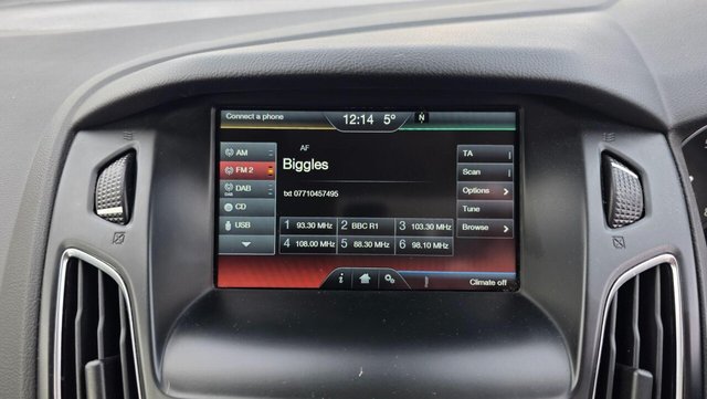 2016 FORD FOCUS 1.5T EcoBoost Titanium Euro 6 (s/s) 5dr - Photo 12