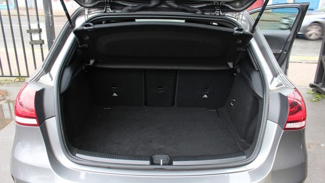 2019 MERCEDES-BENZ A-CLASS (2019) - Photo 6