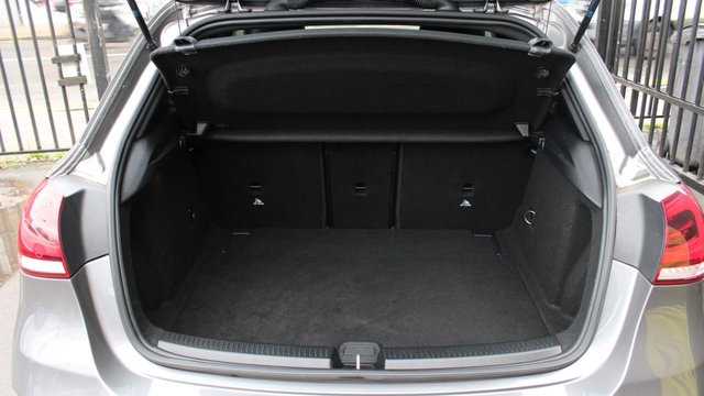 2019 MERCEDES-BENZ A-CLASS (2019) - Photo 10