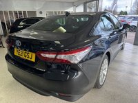 USED 2021 21 TOYOTA CAMRY 2.5 VVT-h Excel Saloon 4dr Petrol Hybrid CVT Euro 6 (s/s) (218 ps) Buy Online. Nationwide Delivery. Click  Collect  Finance available (subject to status)