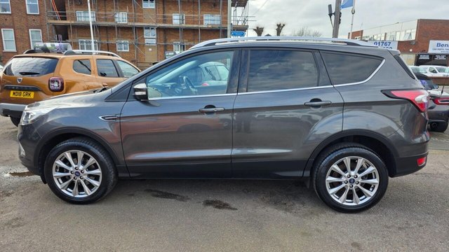 2019 FORD KUGA 1.5T EcoBoost Titanium Edition Euro 6 (s/s) 5dr - Photo 6