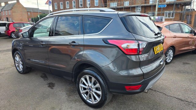 2019 FORD KUGA 1.5T EcoBoost Titanium Edition Euro 6 (s/s) 5dr - Photo 4